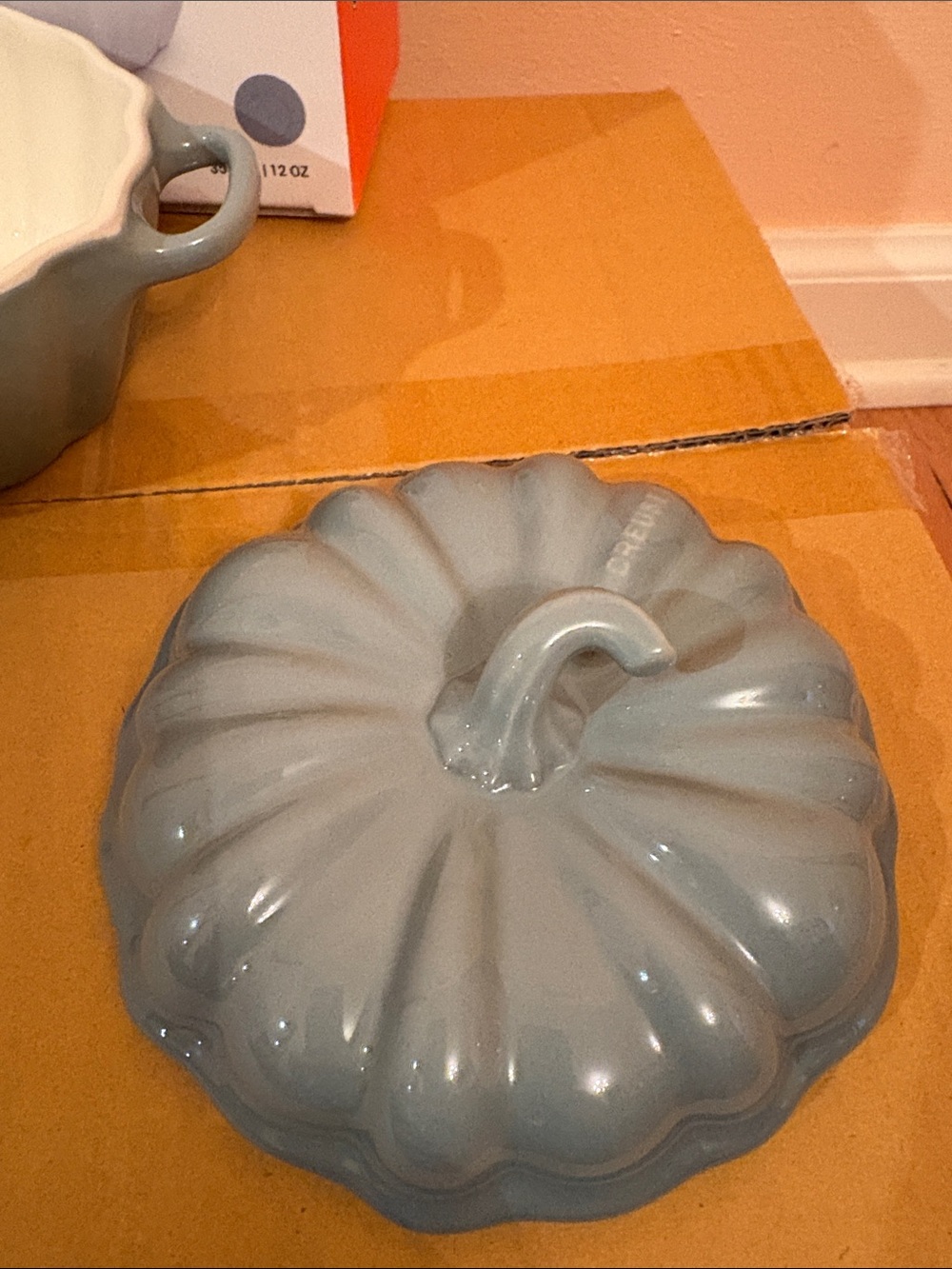 Le Creuset 350ml Mini Cocotte in Sea Salt and White - Picture 5 of 15